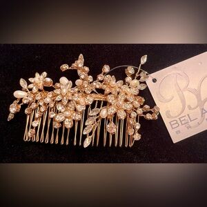 Elegant Gold Floral Hair Comb